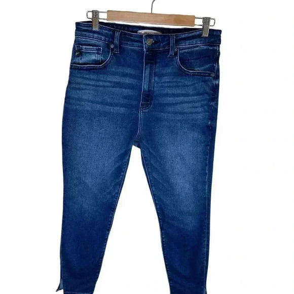 NEW Maurices KanCan high-rise straight leg jeans Sz 30 - Picture 3 of 7